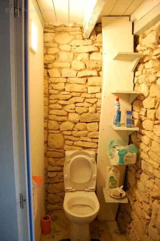 Maison à BEYNAC-ET-CAZENAC