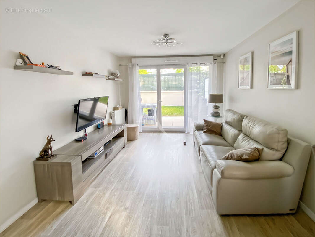 Appartement à JOUY-LE-MOUTIER