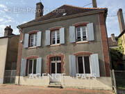 Maison à LA FERTE-LOUPIERE
