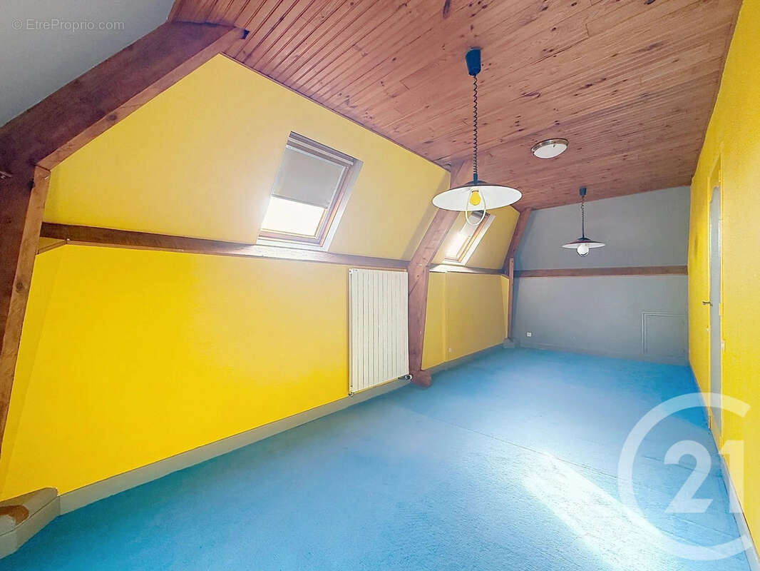 Maison à VARENNES-SUR-SEINE
