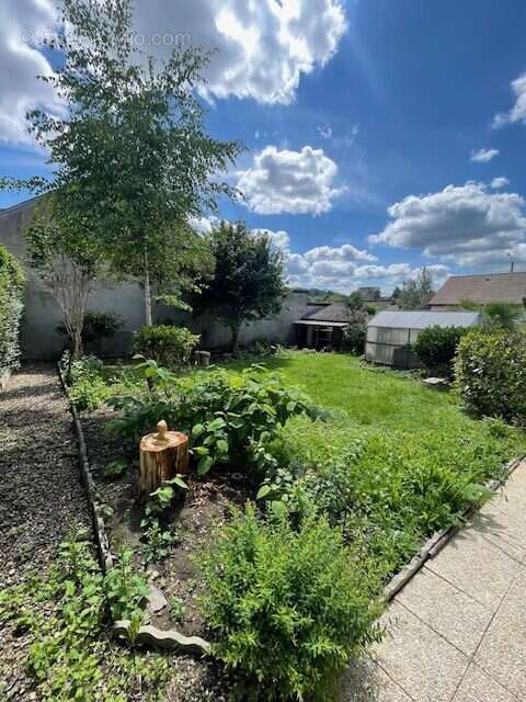 Maison 131 m² à Hirson  - photo 2
