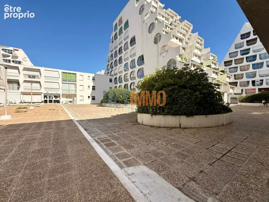 Vue mer - Studio avec loggia et cave aux pieds de la plage - photo 11