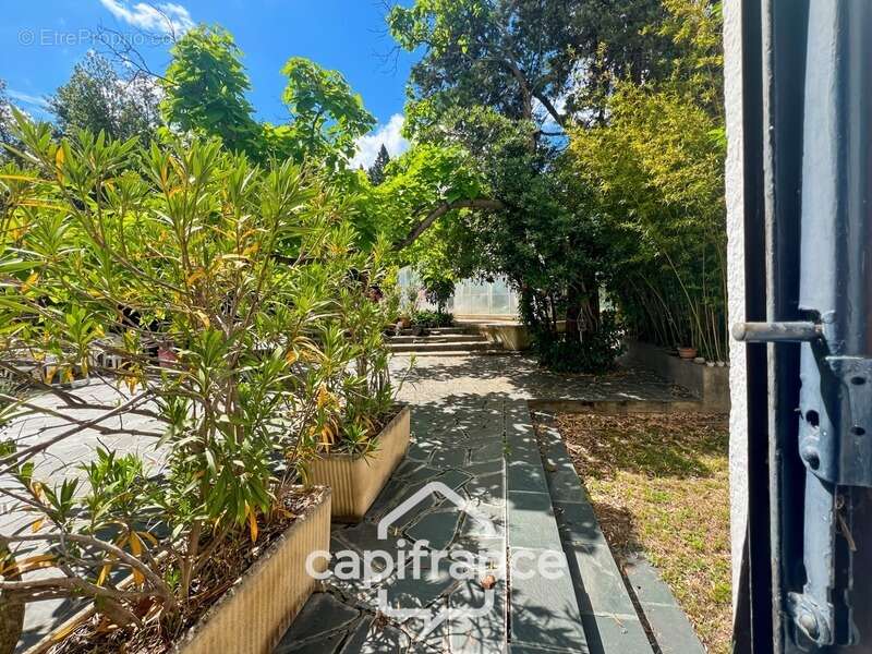 Maison à MARSEILLE-11E