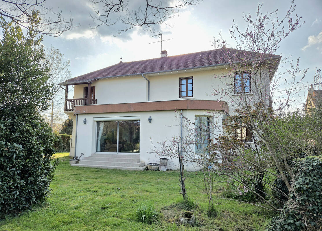Maison à MOULINS