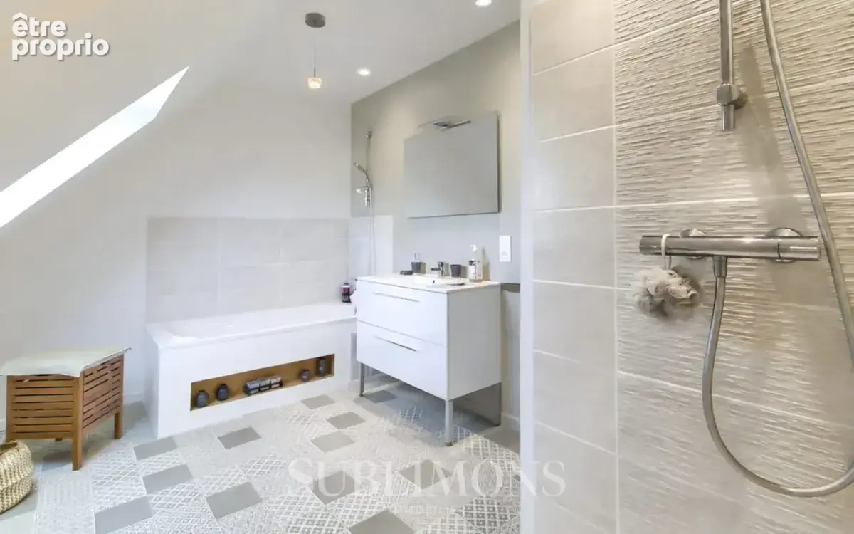 Maison rénovée de 145 m² - Kervignac (centre-bourg) - photo 8