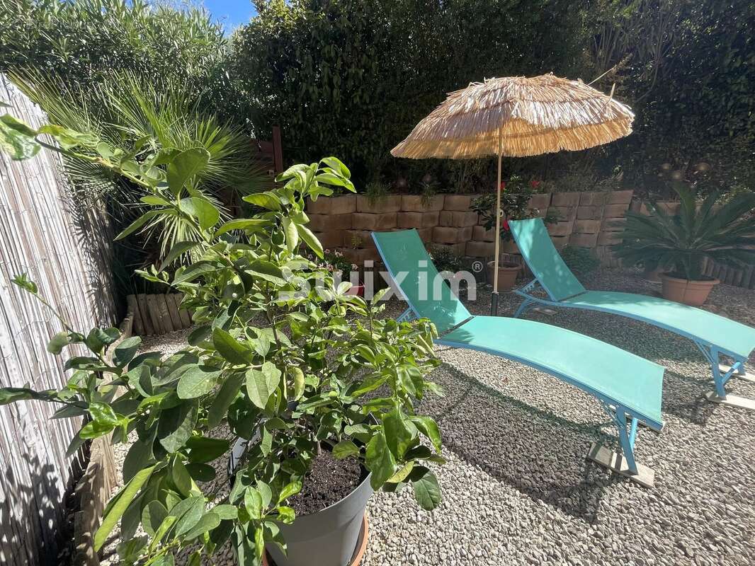 Appartement t2 avec jardin, piscine, parking - photo 10