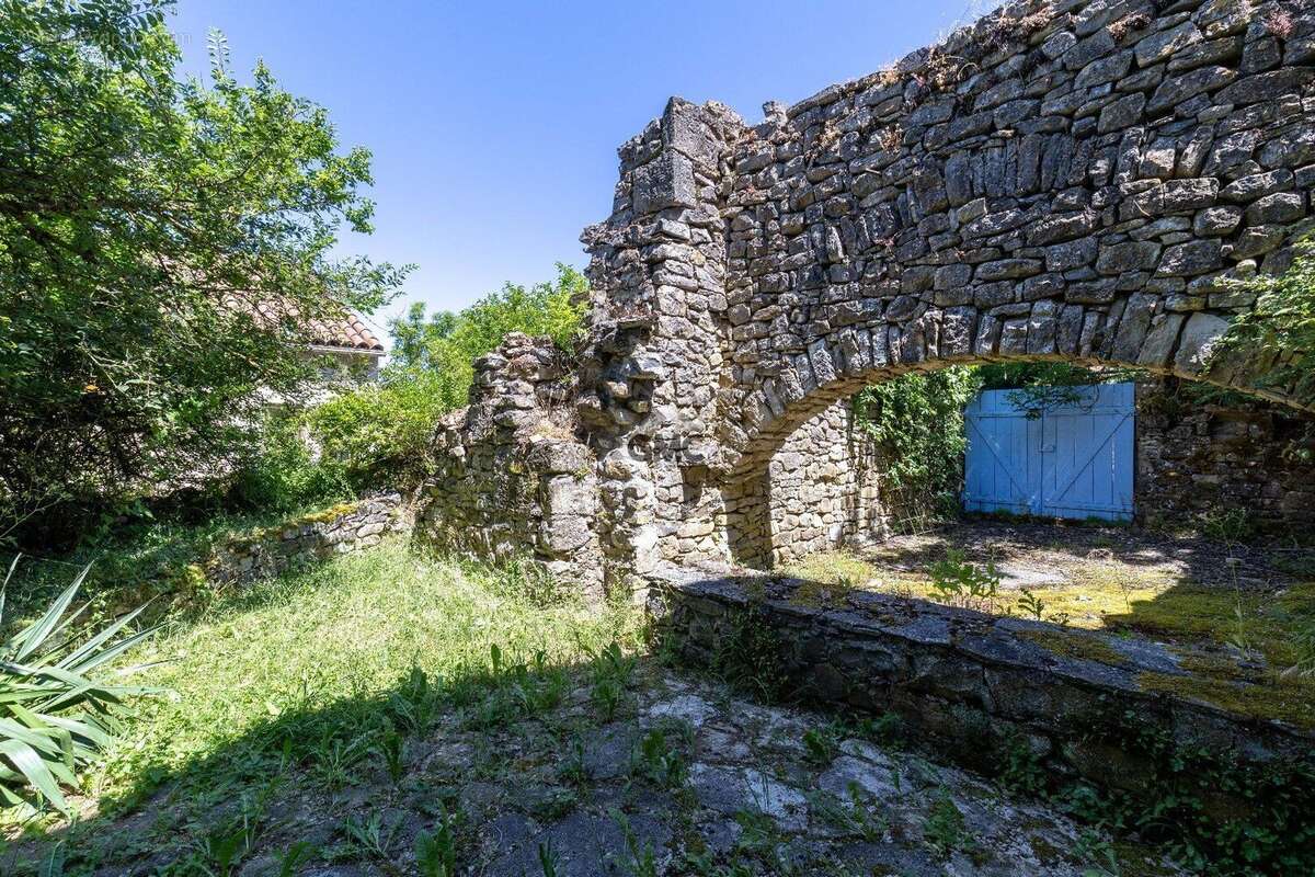 Maison 70 m² à Sainte-Eulalie-De-Cernon  - photo 7