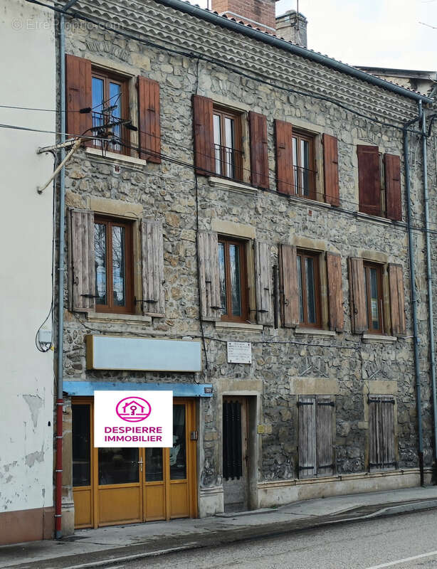 Serrières sur les quais du Rhône studio  entièrement équipé 29m2 au 1er étage - photo 8