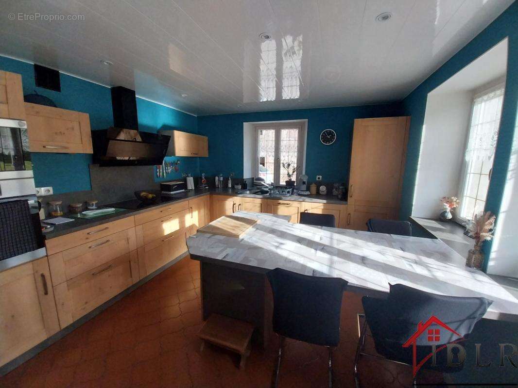 Maison à FOUGEROLLES