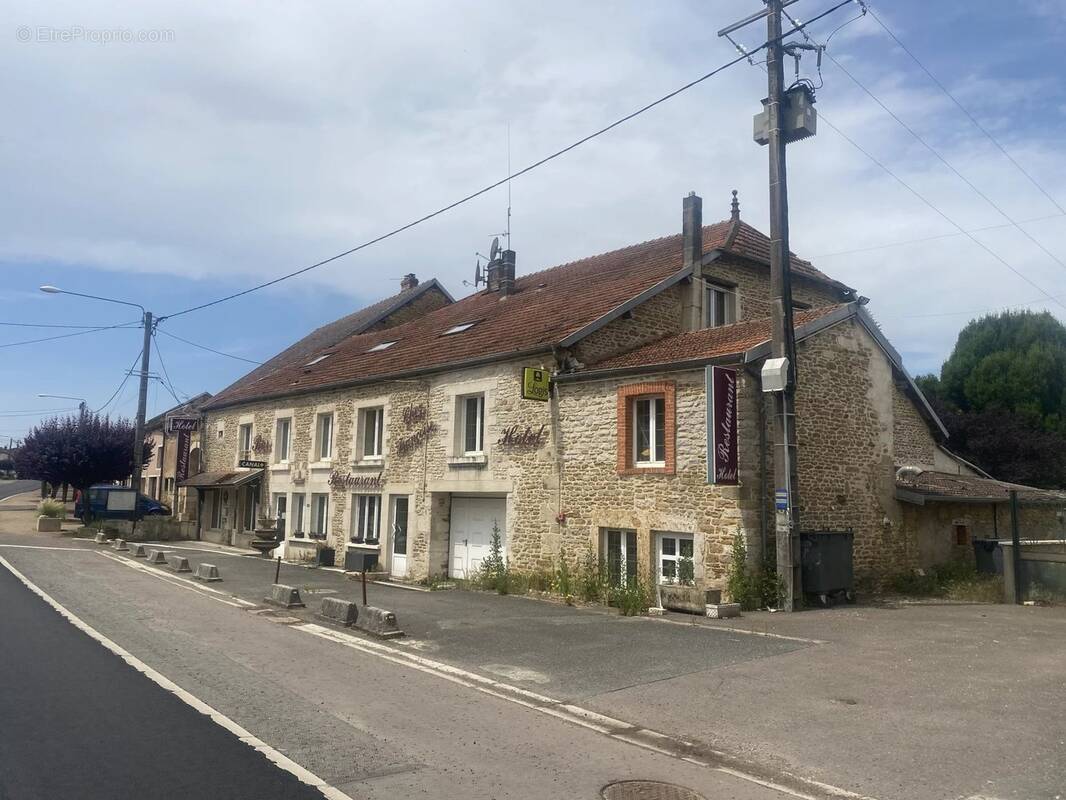 Appartement à BANNES