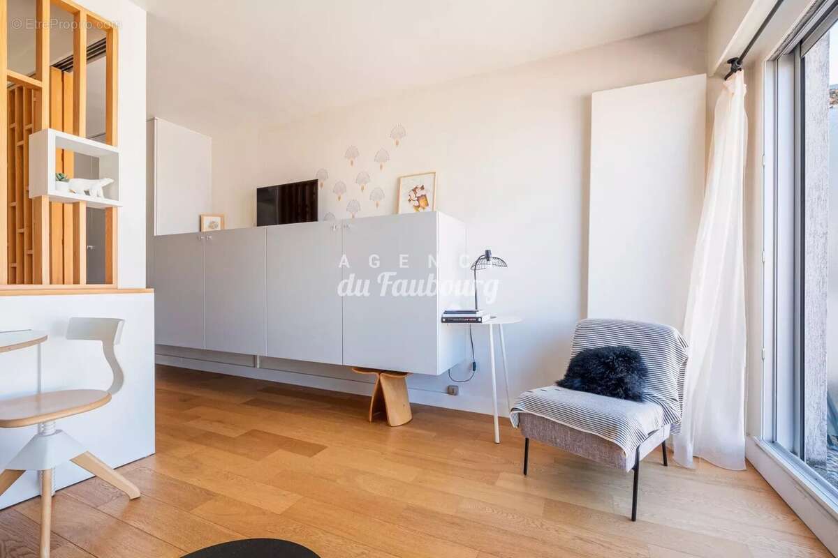 Appartement à PARIS-9E