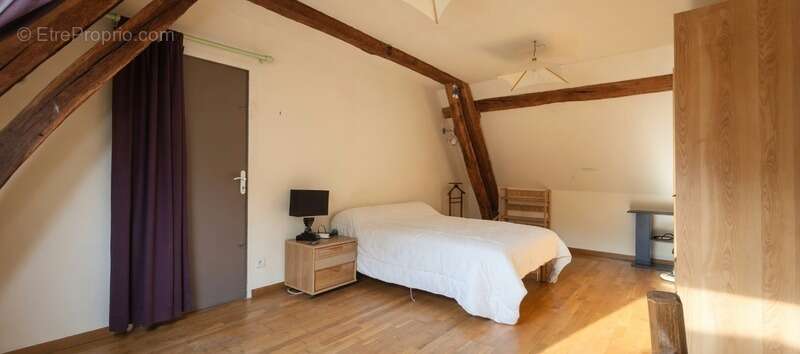 Un véritable havre de paix aux portes du Vexin – Corps de ferme avec fort potentiel   Maison 9 pièces – 6 chambres – 230 m² - photo 4