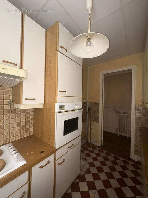 Appartement à PARIS-20E