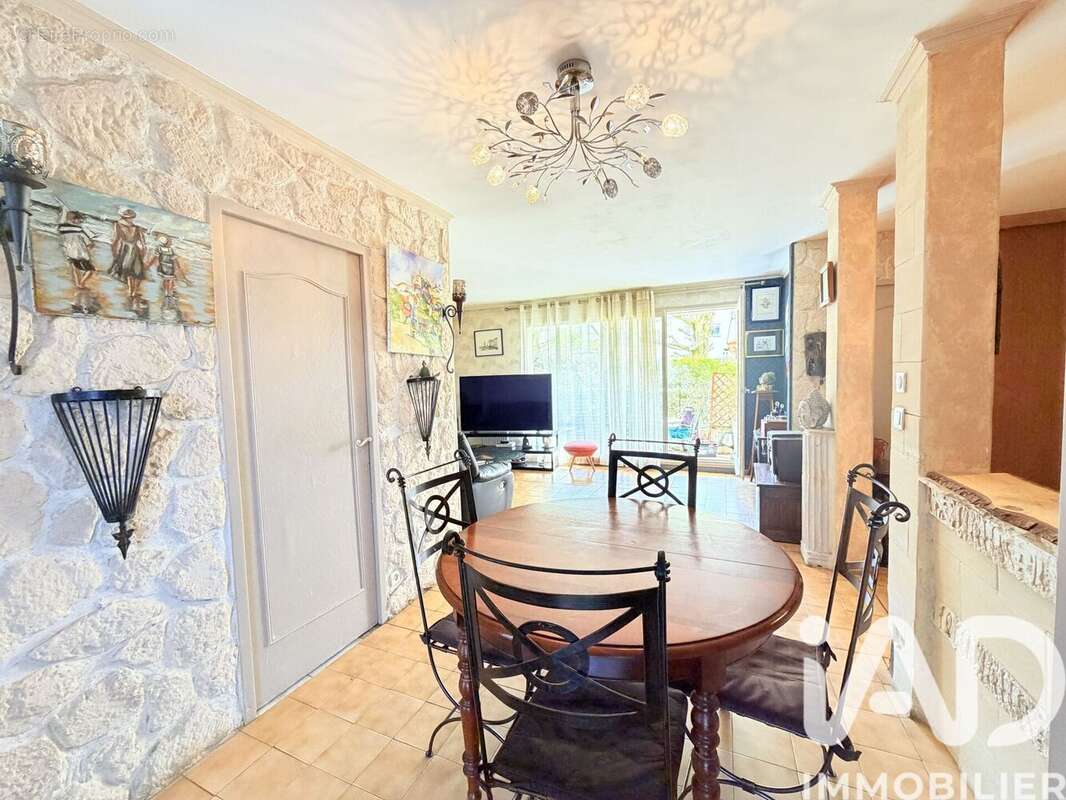 Appartement 76 m² à Lognes  - photo 7