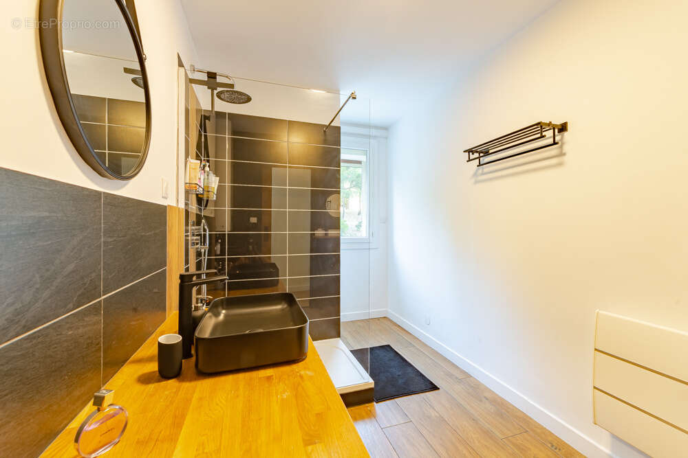 Appartement à MARSEILLE-9E