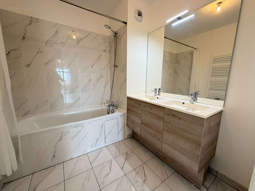 Appartement à BEZONS