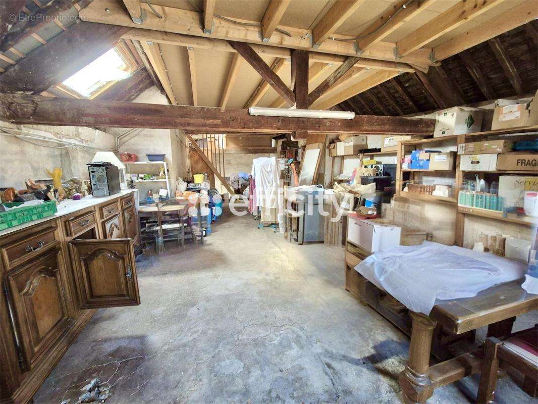 Appartement à CROUY