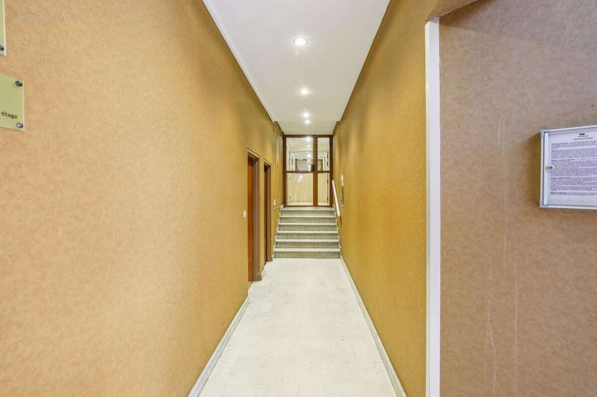 Appartement à PARIS-19E