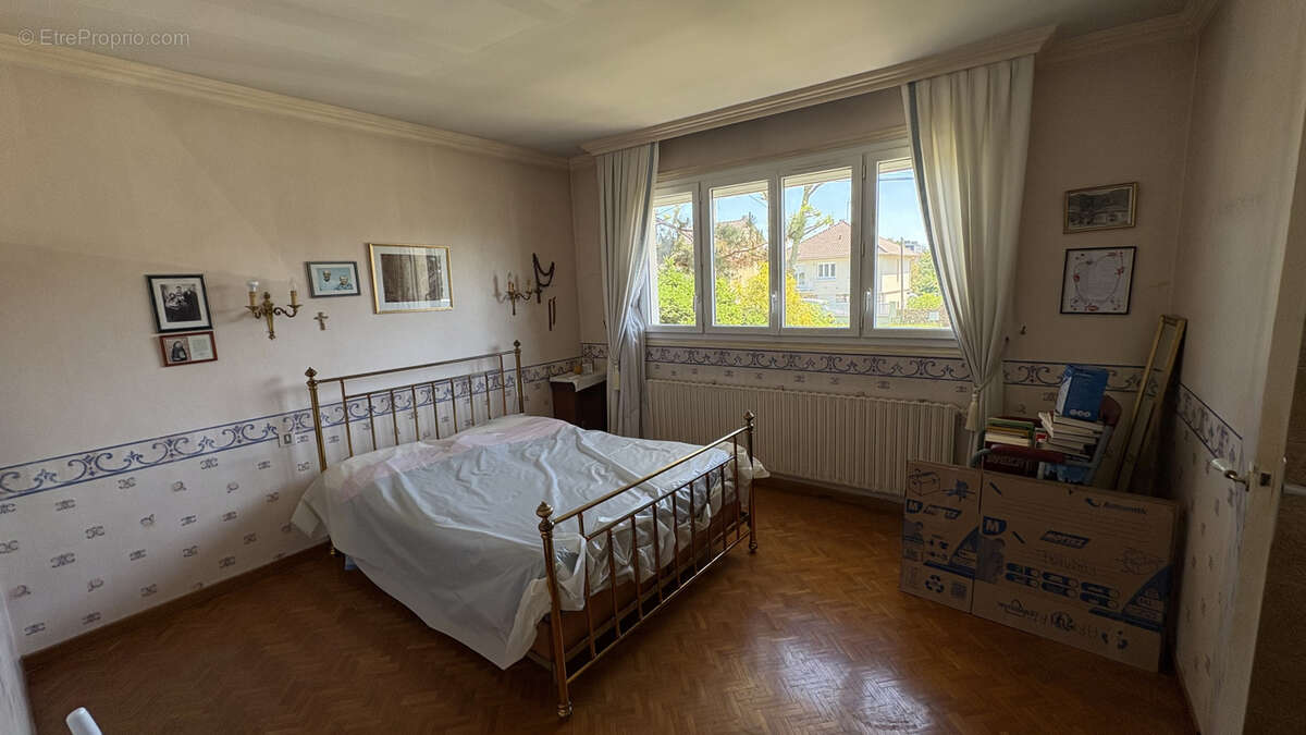 Maison à TREMBLAY-EN-FRANCE
