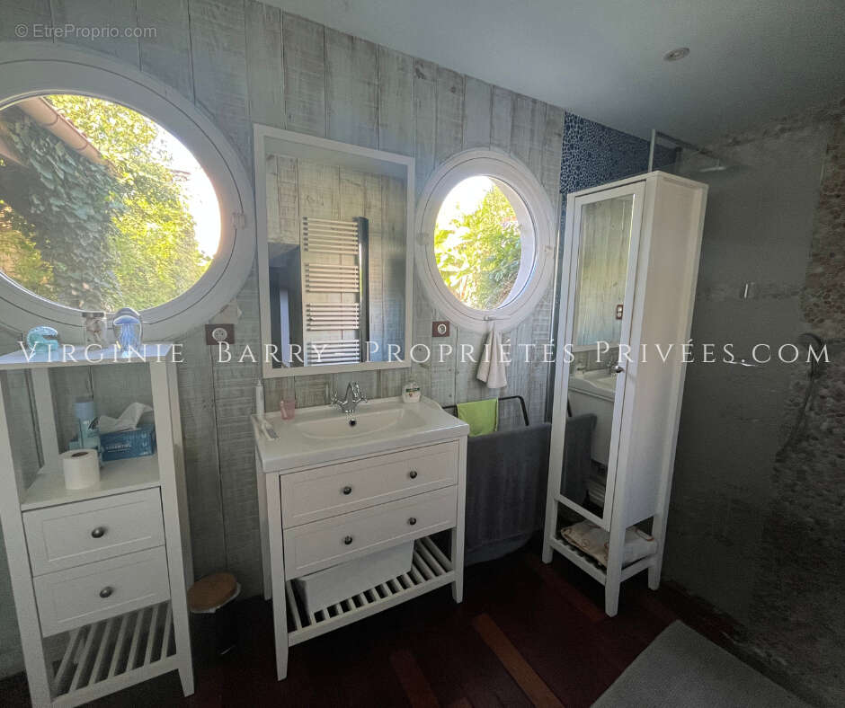 Maison à TONNAY-CHARENTE