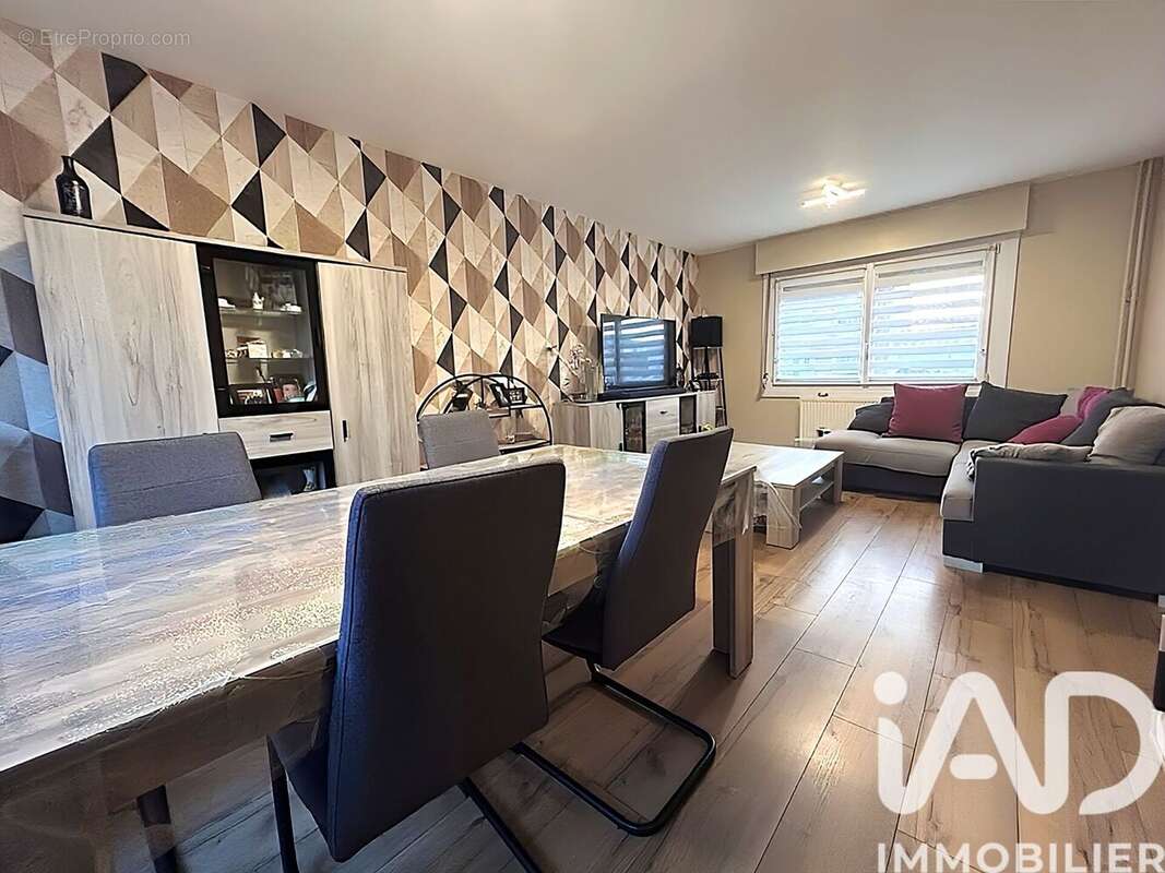 Photo 2 - Maison à ROEULX