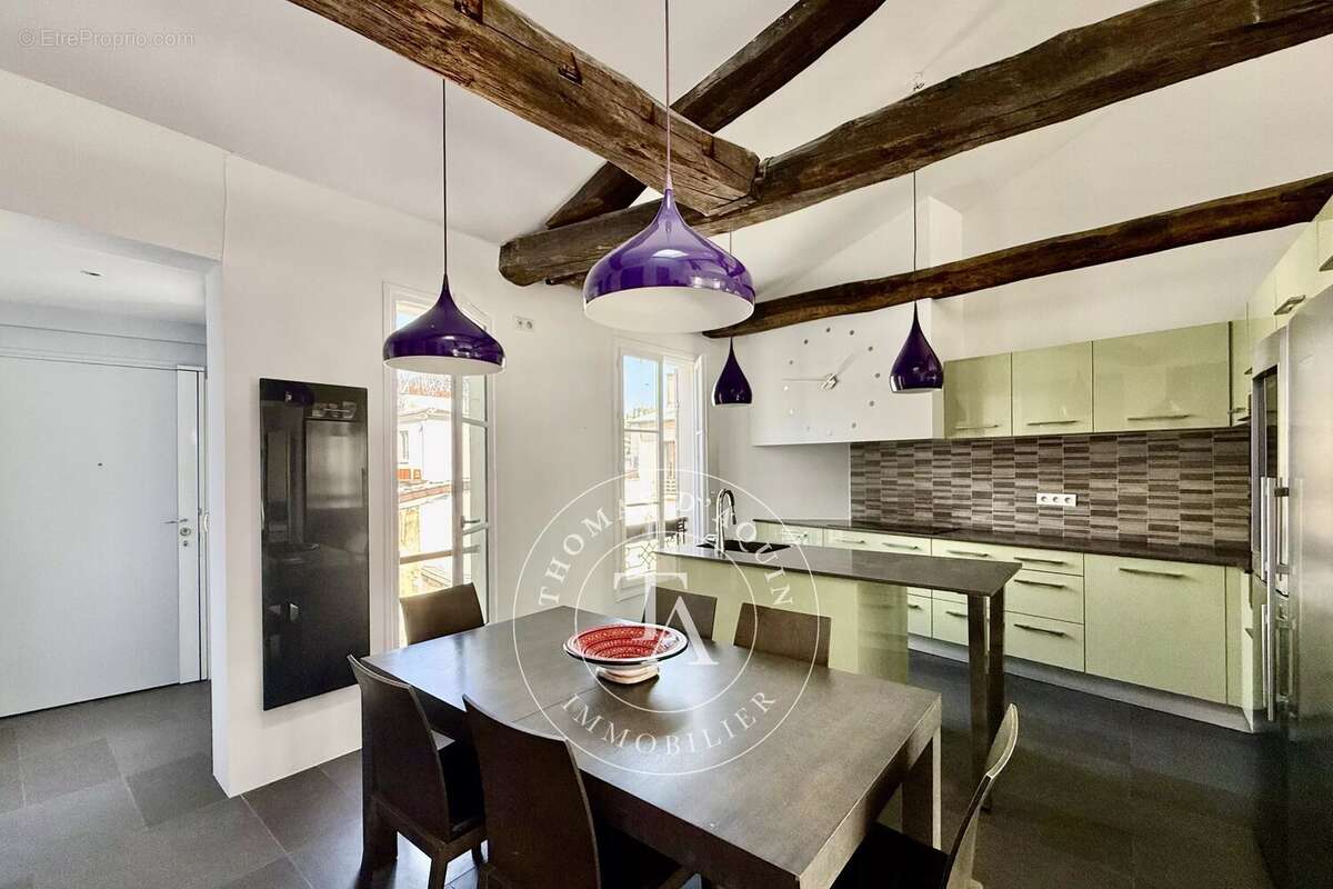 Appartement à PARIS-18E