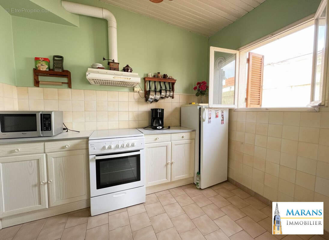 Maison 121 m² à Saint-Jean-De-Liversay  - photo 4