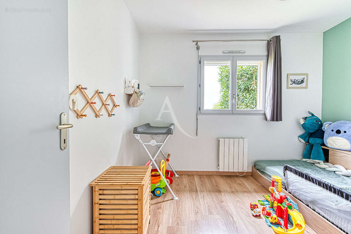 Maison à SOULAIRE-ET-BOURG