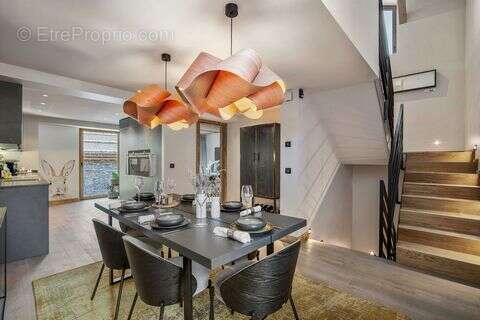 Maison à SAINT-MARTIN-DE-BELLEVILLE