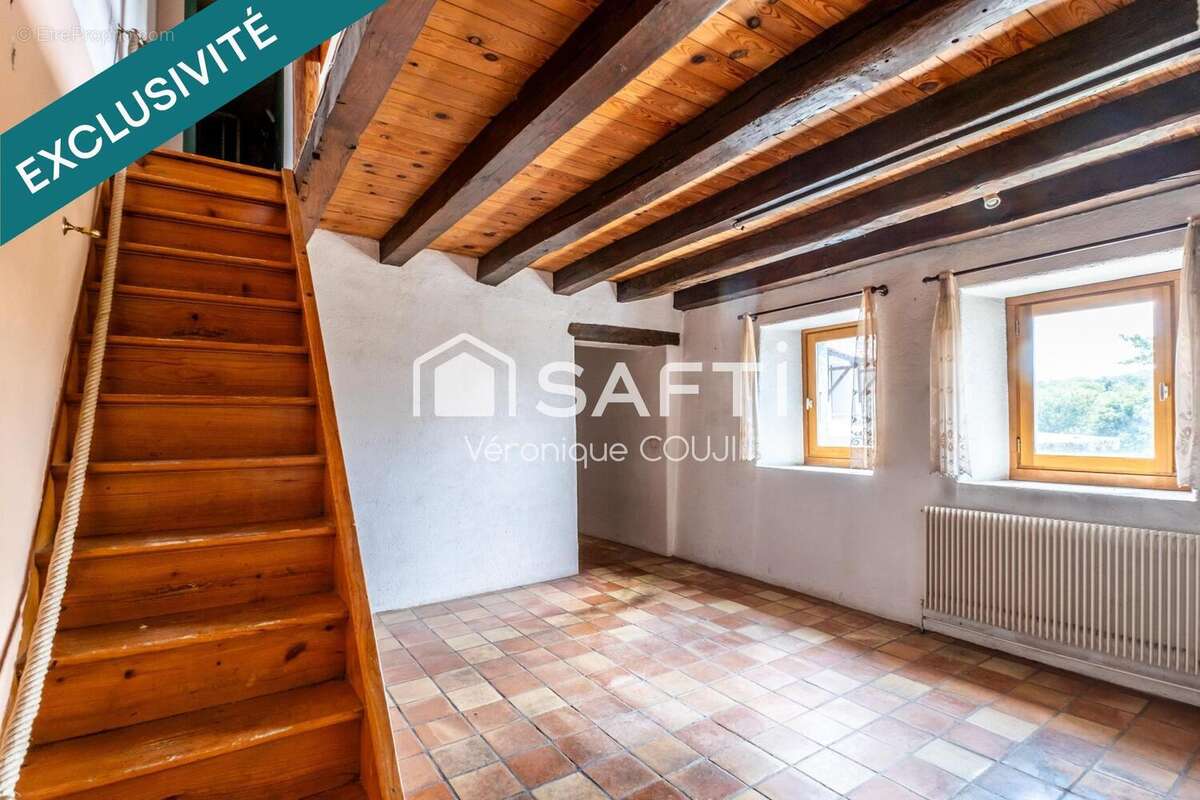 Photo 2 - Maison à PERRIGNIER