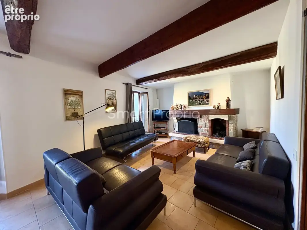 Allemagne-en-provence   maison de village 125 m2   5 chambres   jardin privatif   grandes dépendances - photo 3