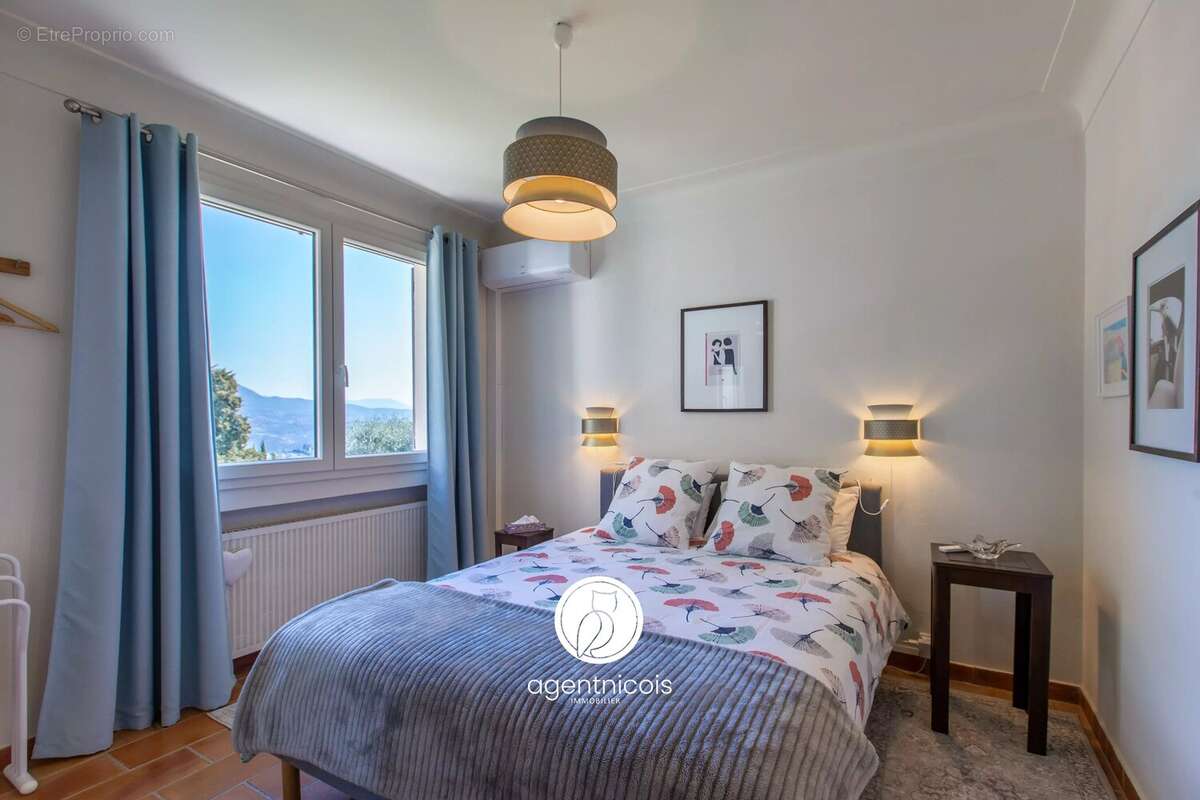 Maison à SAINT-JEANNET