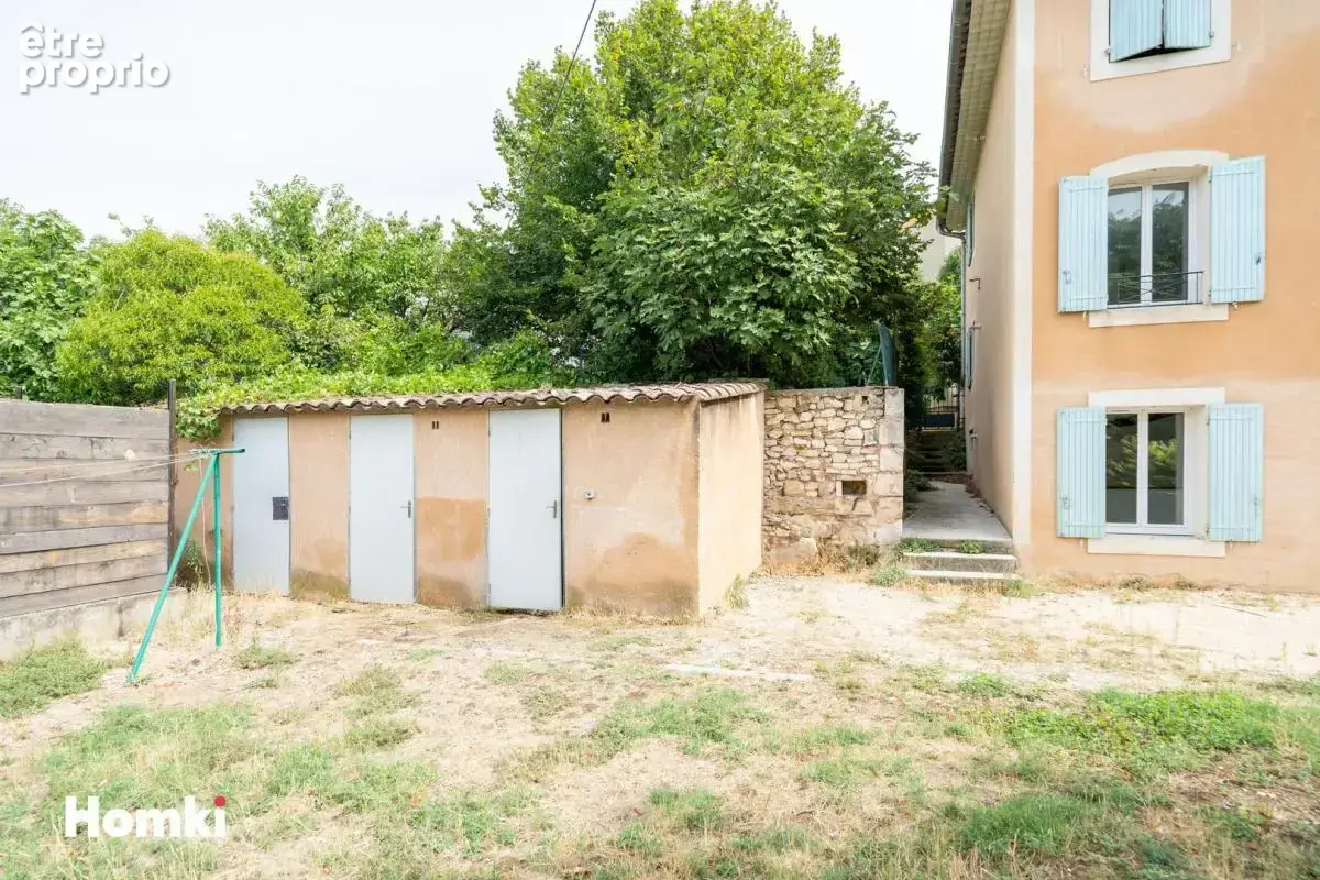 Immeuble T11 de 220 m² à Apt 84400, Avenue de Verdun - photo 2