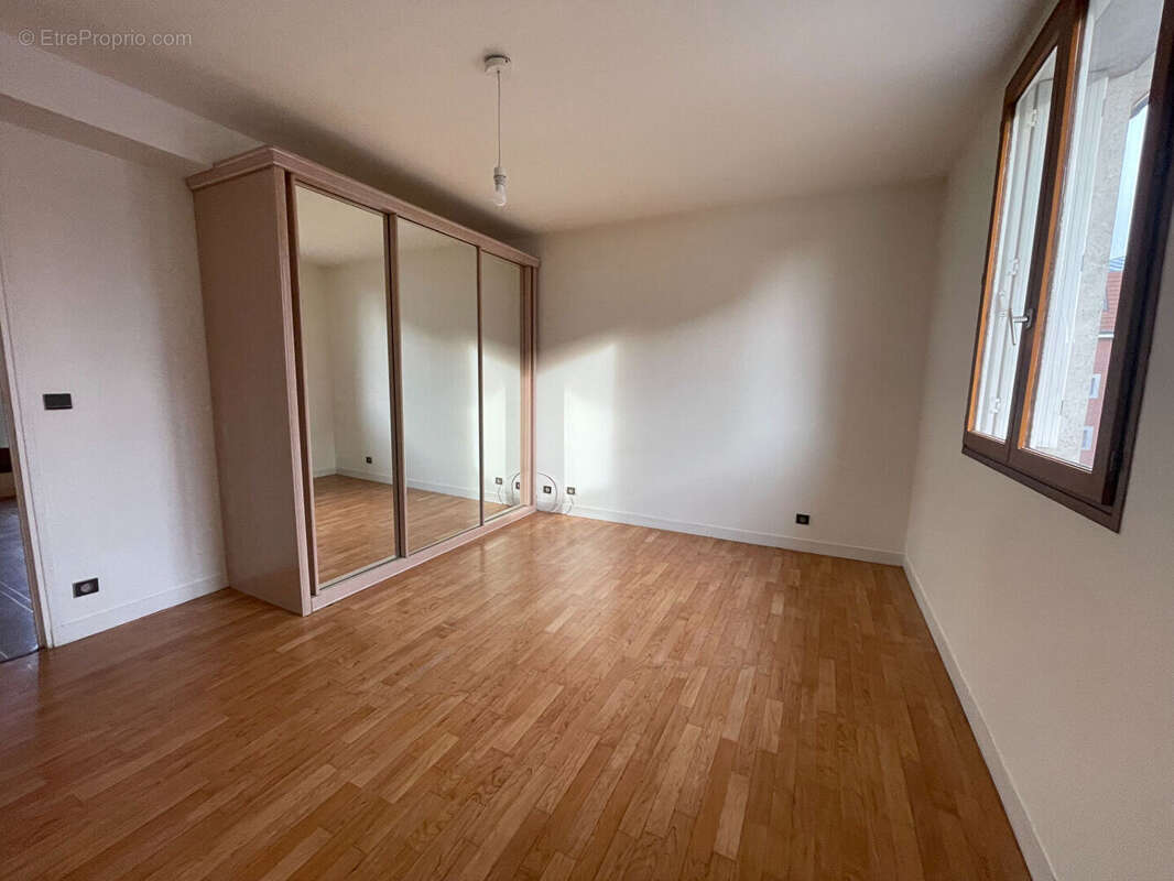 Appartement à COULOMMIERS