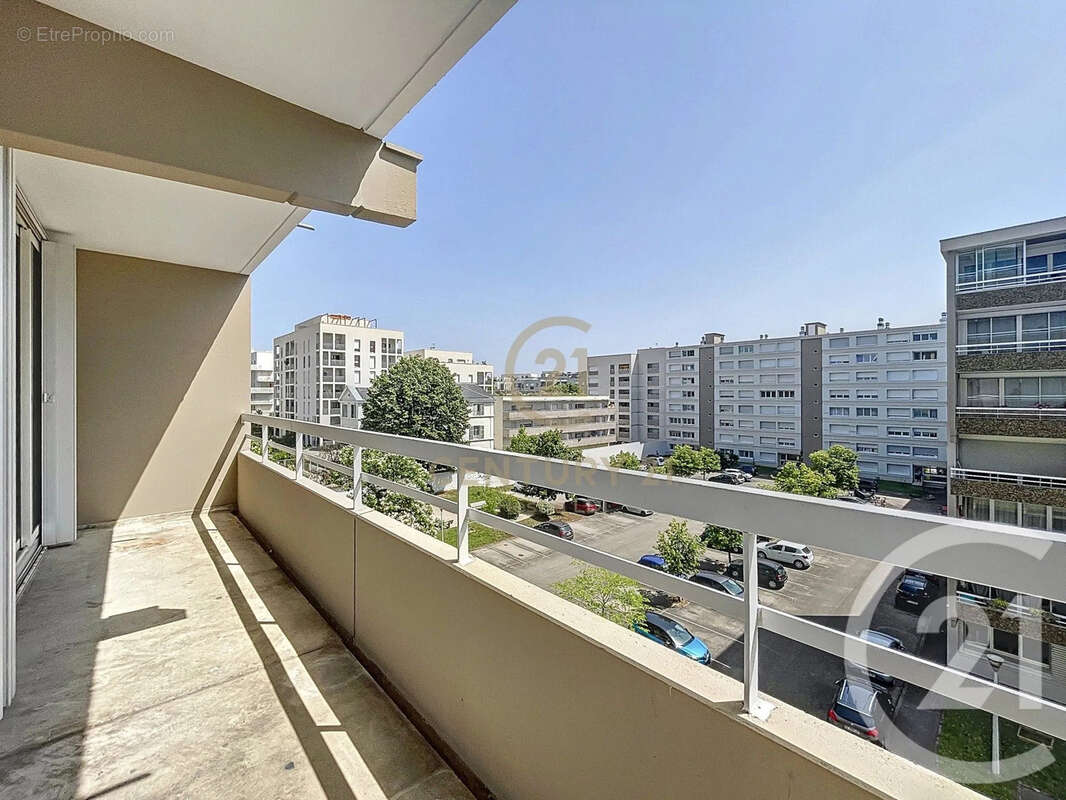 Appartement à LYON-8E