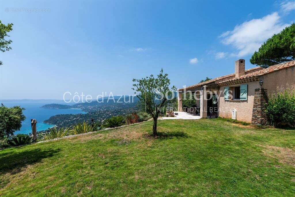 Maison à RAYOL-CANADEL-SUR-MER