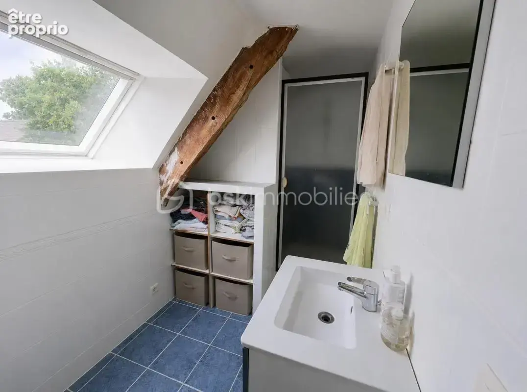 Ensemble immobilier de caractère - Maison d'habitation et deux dépendances en pierre à rénover - photo 13
