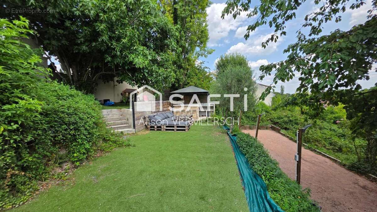 Photo 6 - Maison à JUZIERS