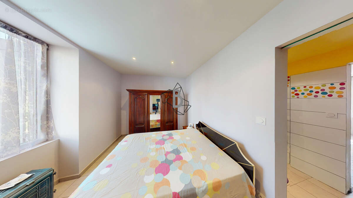 Maison t3 - 92 m2 - blaye les mines - photo 4