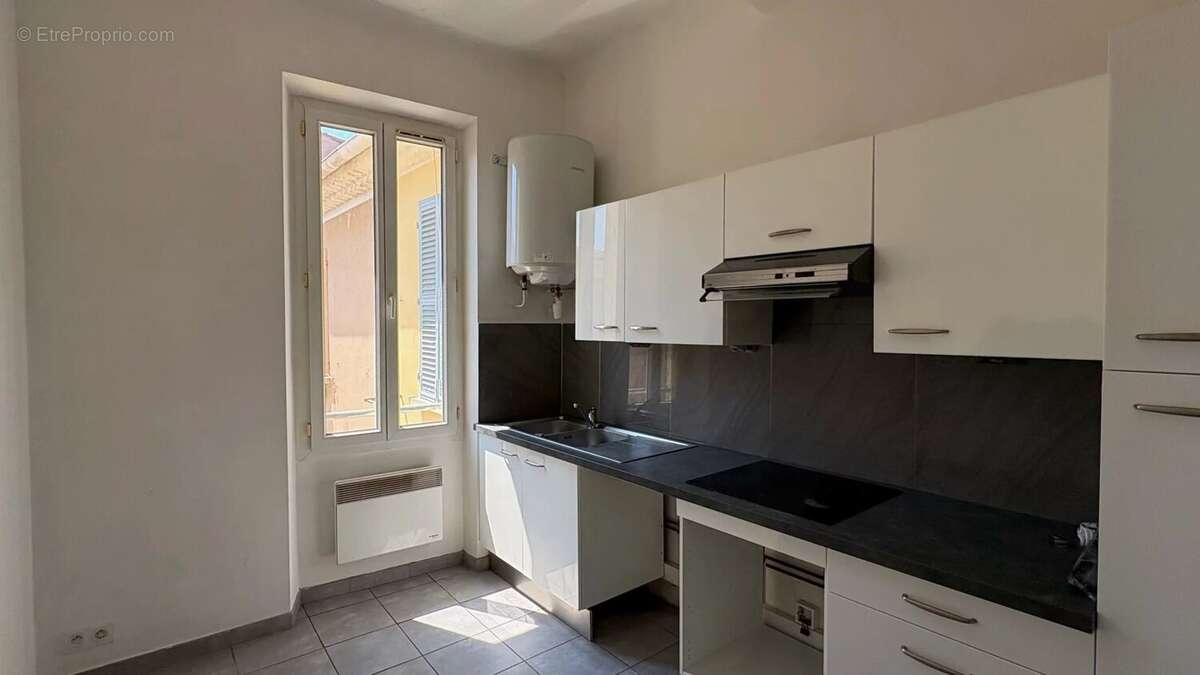 Appartement à HYERES