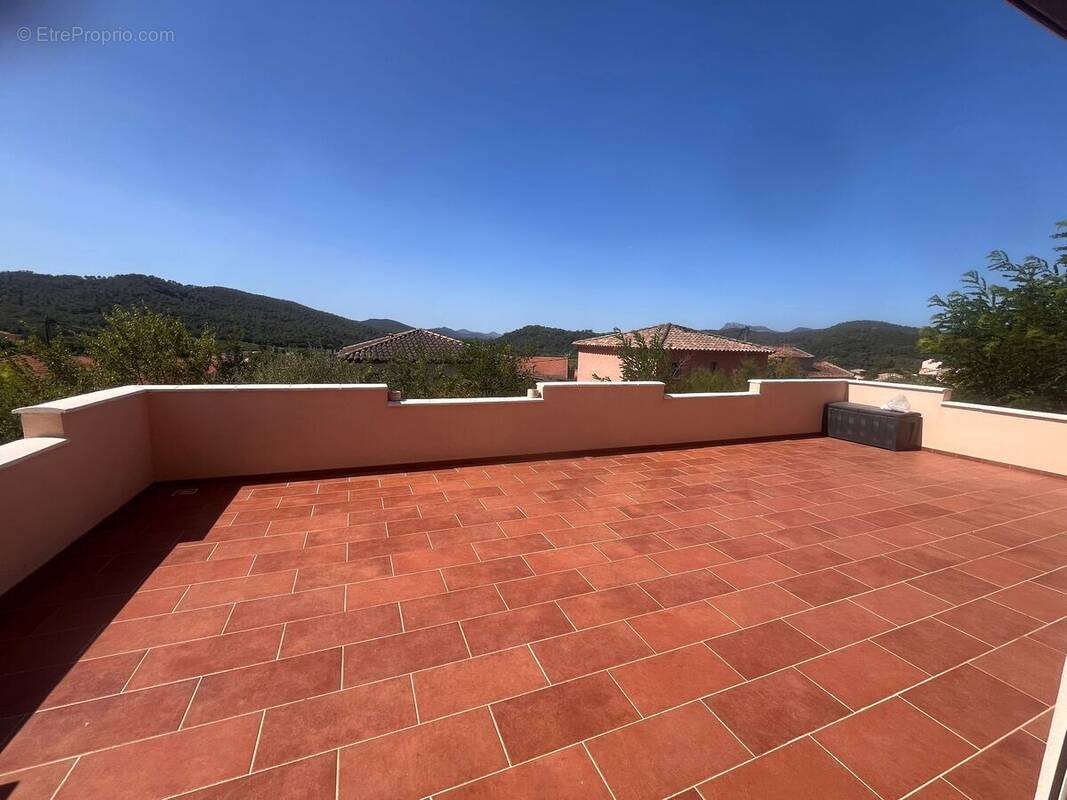 Maison à PIERREFEU-DU-VAR