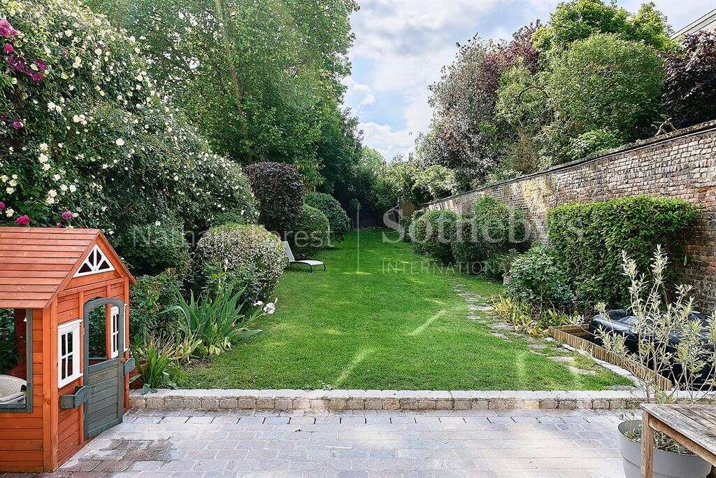 Prox Barbieux - Superbe maison bourgeoise, 6 chambres, garage, jardin 600m2 - photo 6