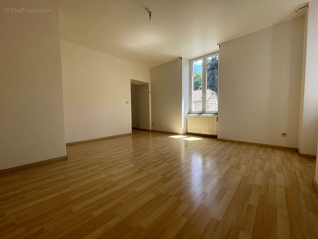 Appartement Montmorot / 4 pièces / 2 chambres / 80.77 m² - photo 4