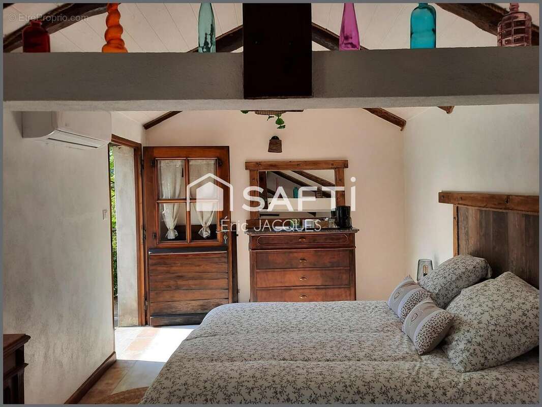 Photo 6 - Maison à LE POMPIDOU