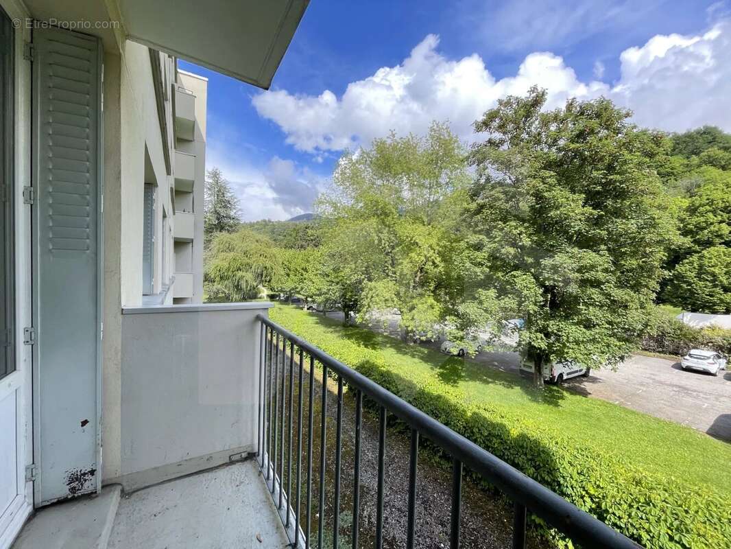 Appartement à SAINT-MARTIN-D'URIAGE