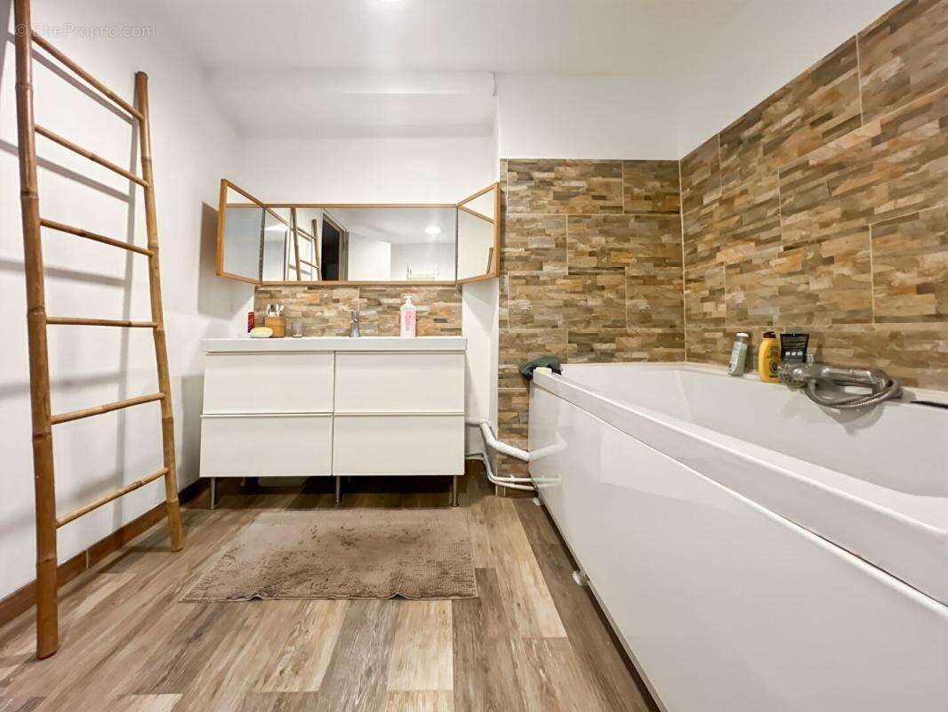 Appartement à FACHES-THUMESNIL