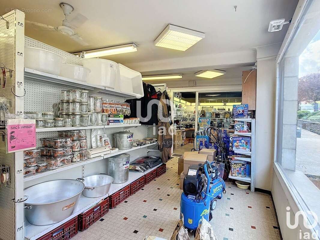 Photo 4 - Commerce à CAYLUS