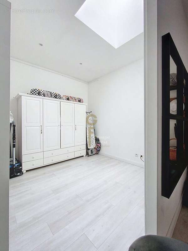 Appartement 82 m² à Roubaix  - photo 7