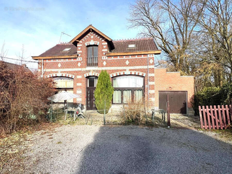 Maison à SAINT-AMAND-LES-EAUX