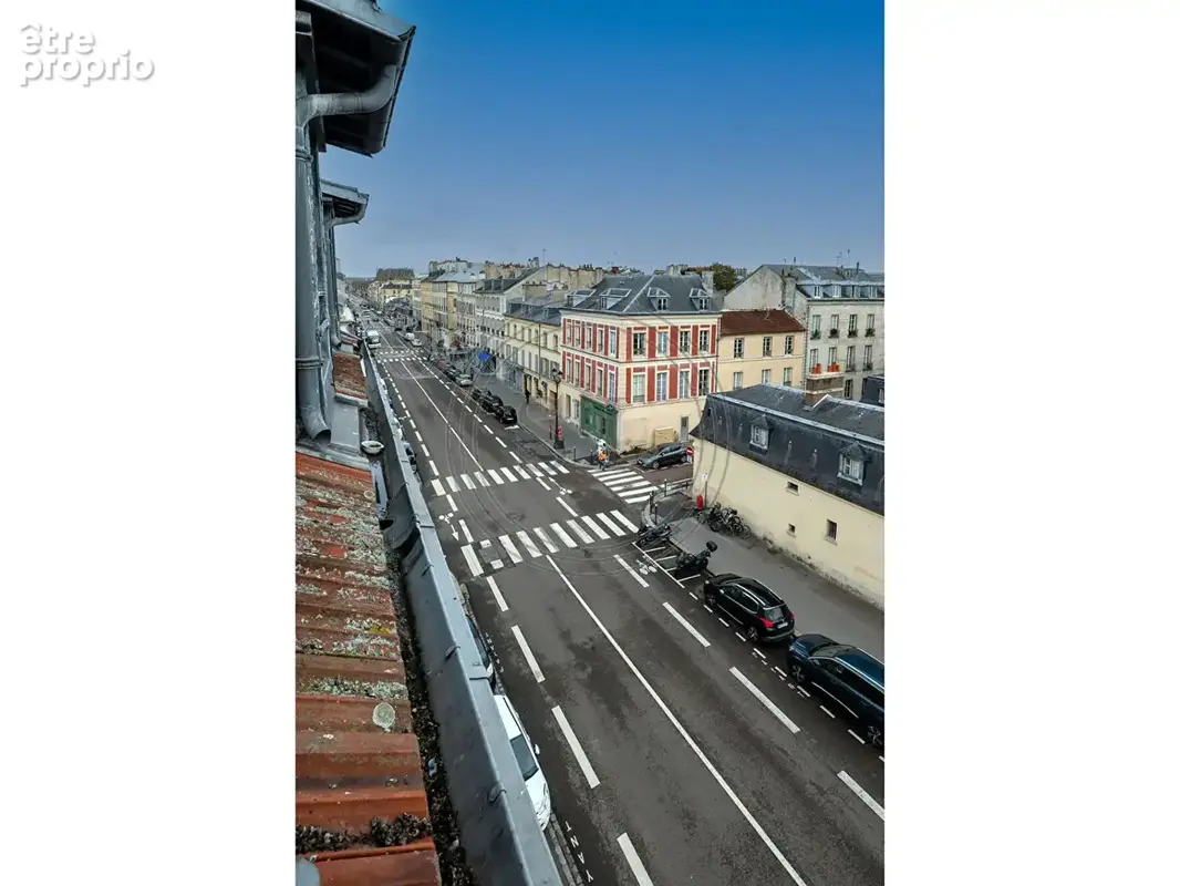 Greniers réunis, offrant un beau potentiel d'aménagement. - photo 7